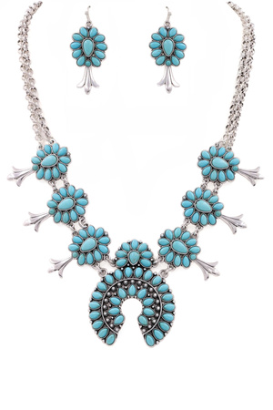 Western Crescent Necklace Set