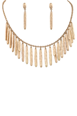 Metal Leaf Pendant Necklace set