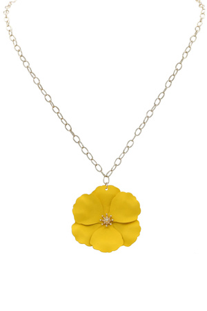 Matte Flower Pendant Chain Necklace