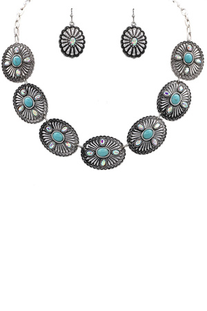 Metal Concho Linked Necklace Set
