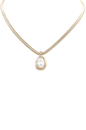 Metal Coil Organic Cream Pearl Pendant Necklace