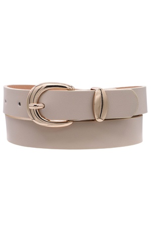 U-Shaped Buckle Core Belt with Metal Accent